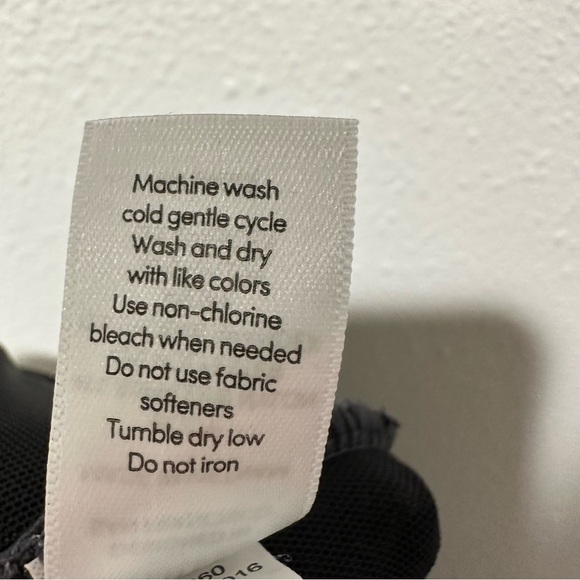 Athleta Metro Street Heathered Grey Jogger - Picture 11 of 12